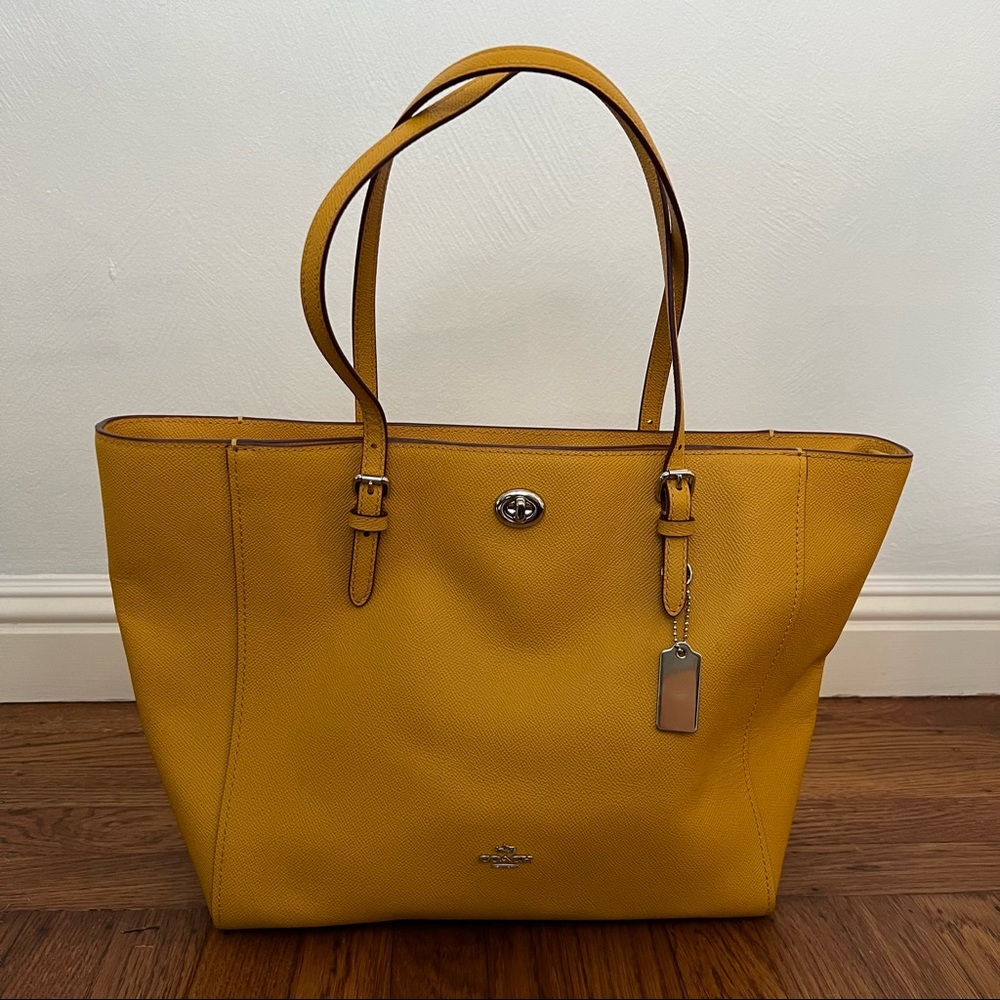 Coach Tote